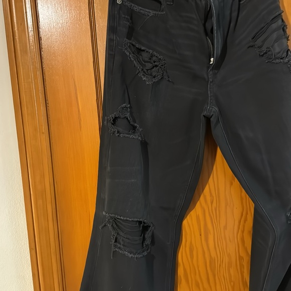 American Eagle Low Rise Baggy Flare jeans - Picture 2 of 6